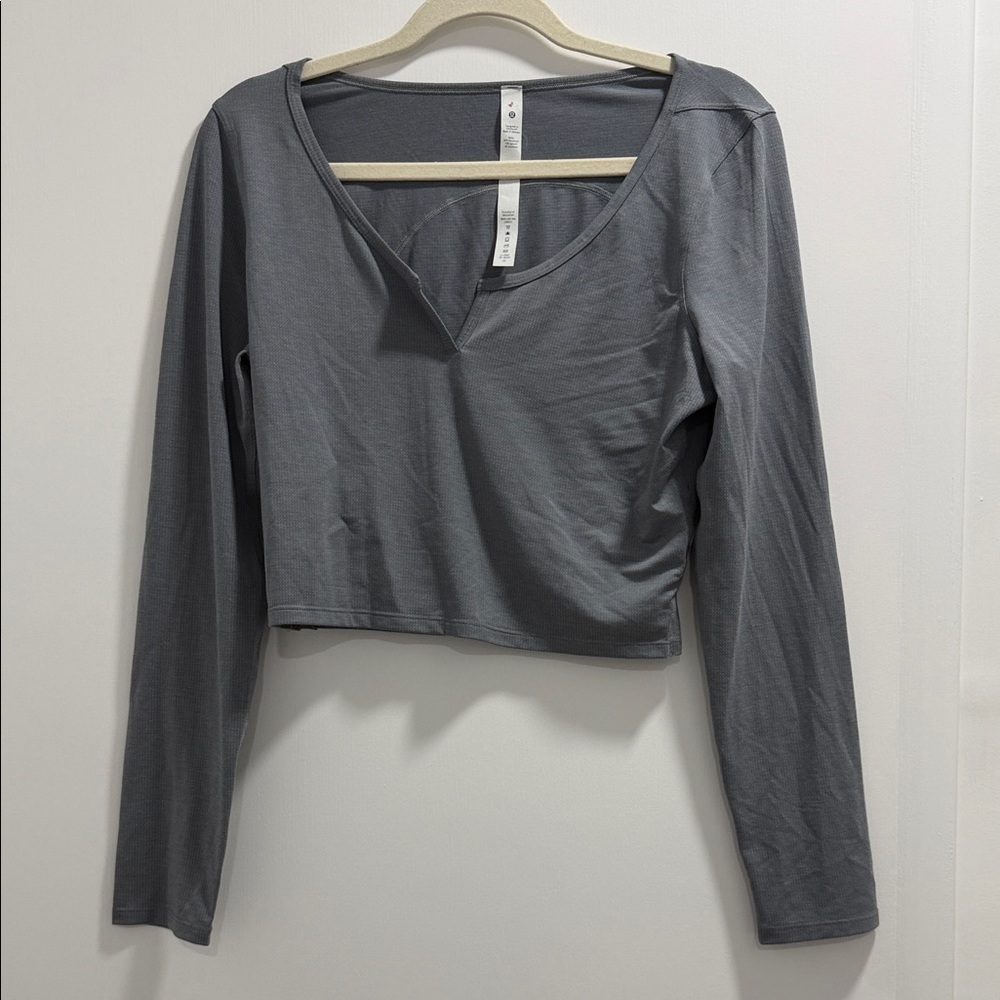 Lululemon Cropped Henley Long Sleeve Size 8 Heathered Asphalt Grey White - Picture 4 of 8
